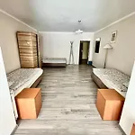 Goscinne Na Zielonej Hostel *